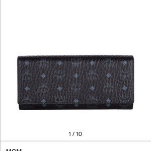 BLACK MCM Trifold Wallet in Visetos Original